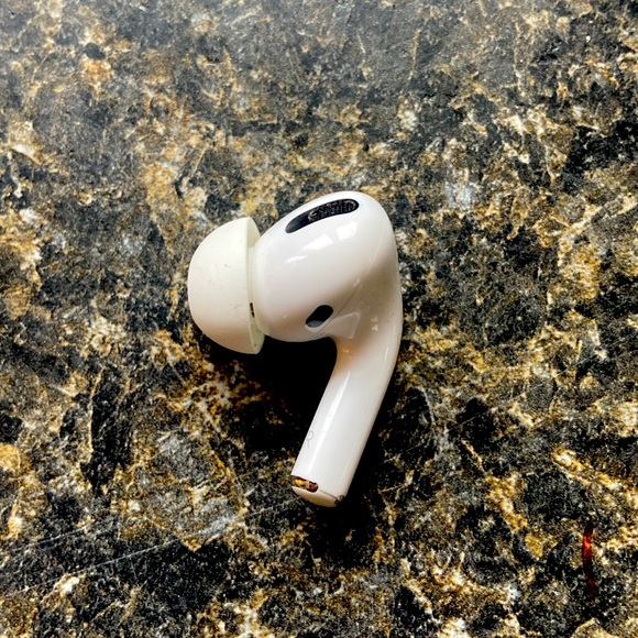 Apple AirPod Pro. Right earbud only. Model A2083. 1st Generation. Mint. - Picture 2 of 4